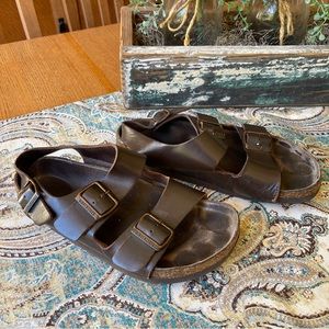 Birkenstock Leather Arizona brown double strap 39 EU or 8-8.5 US